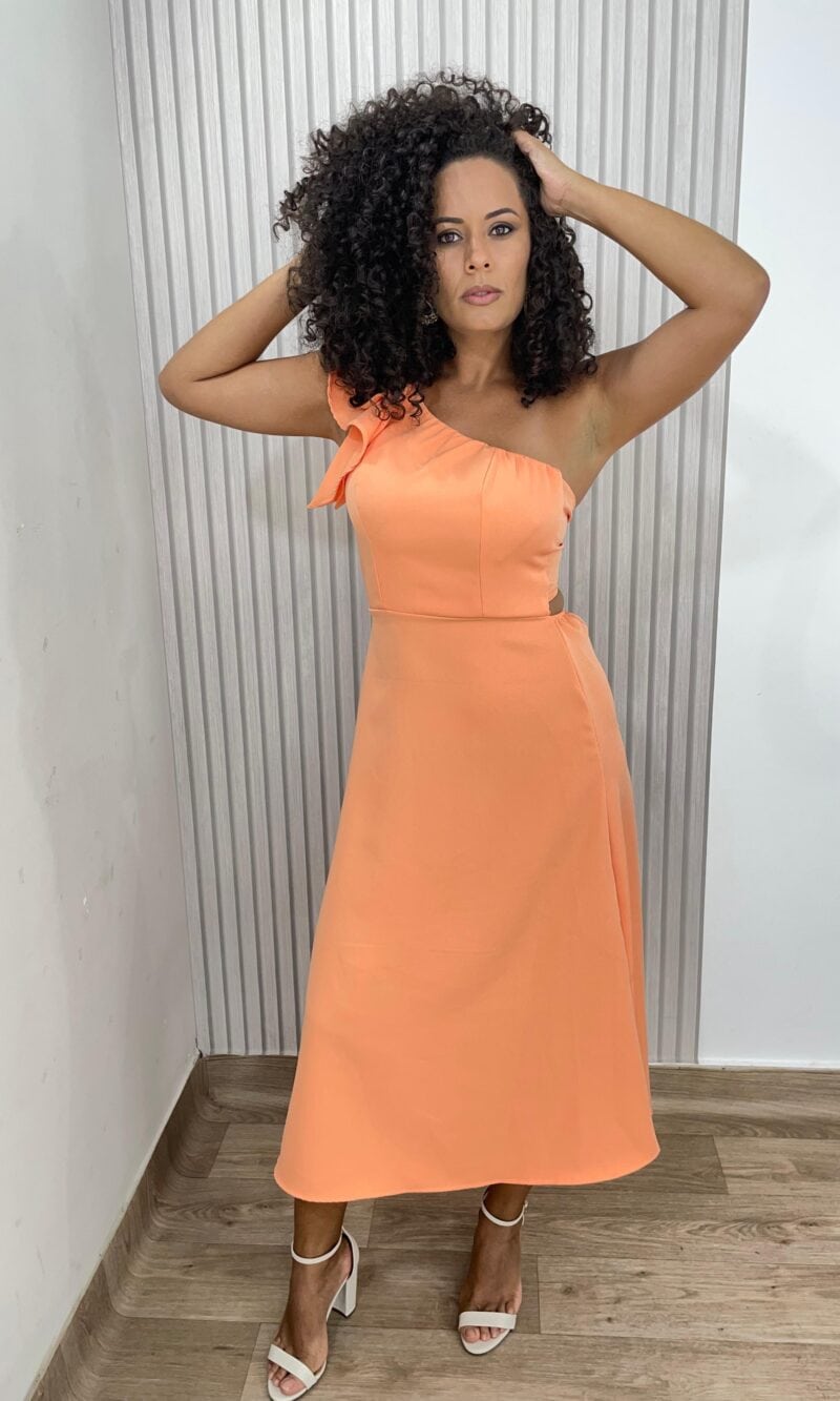 vestido dara salmão