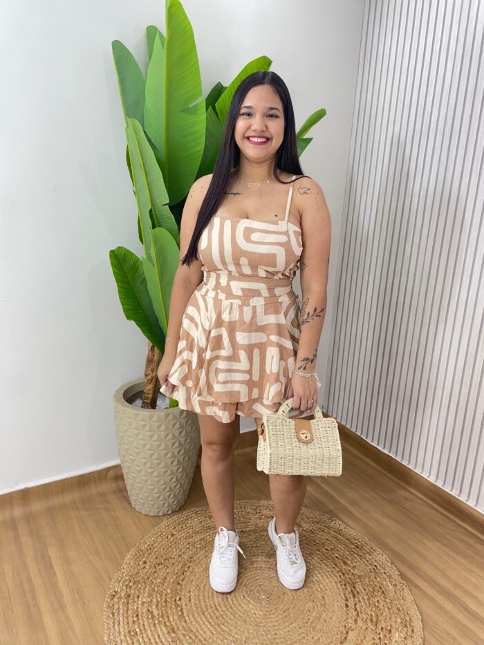 macaquinho hemilly bege macaquinho hemilly bege