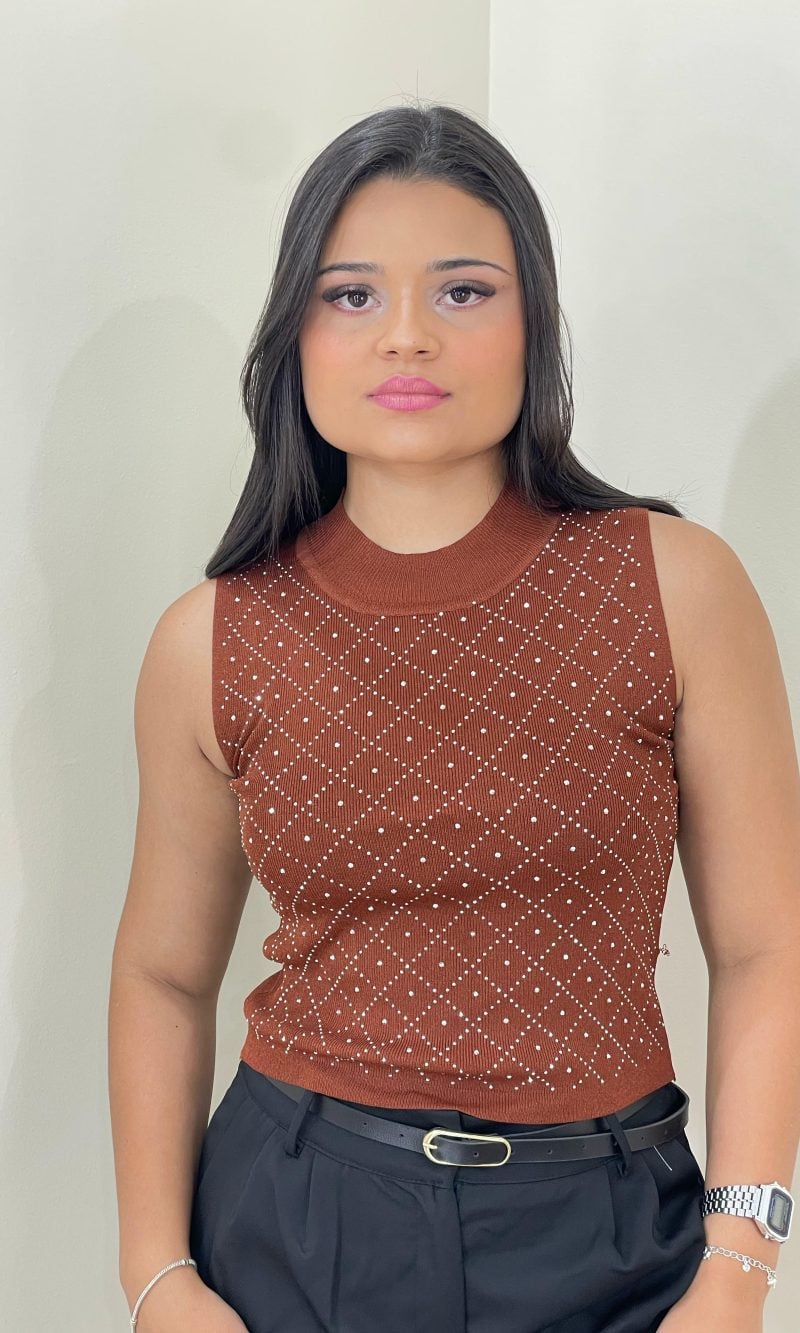 cropped cris marrom