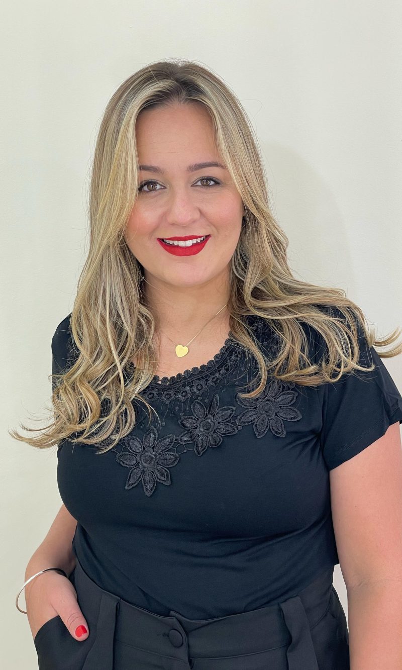 blusa plus katia preta