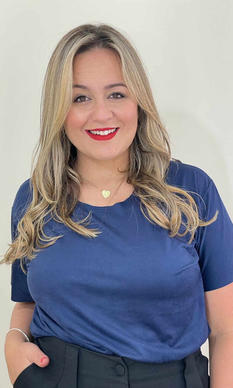 blusa plus marisa azul marinho