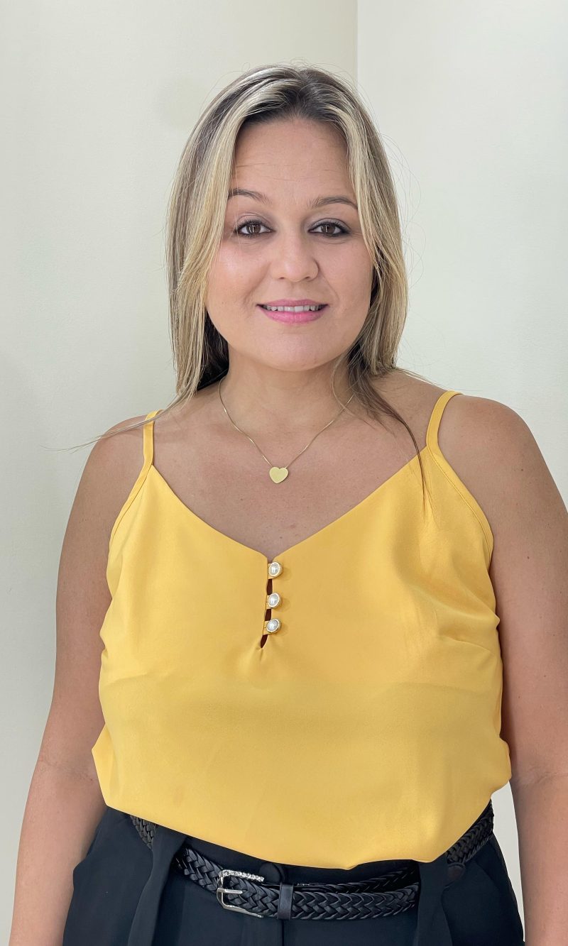 blusa plus polly amarela blusa plus polly amarela