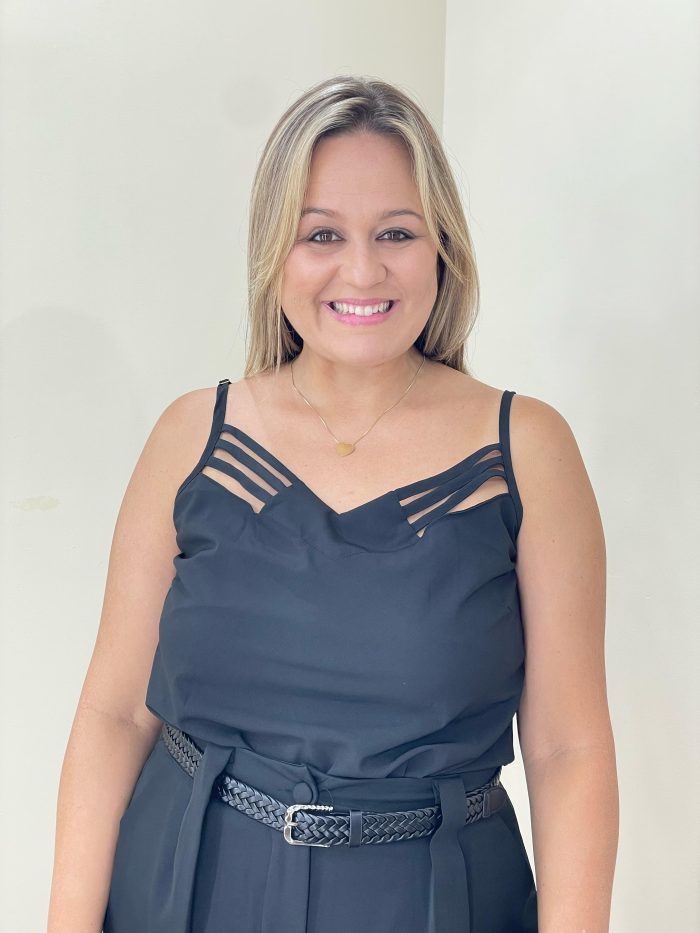 blusa plus rosy preta blusa plus rosy preta