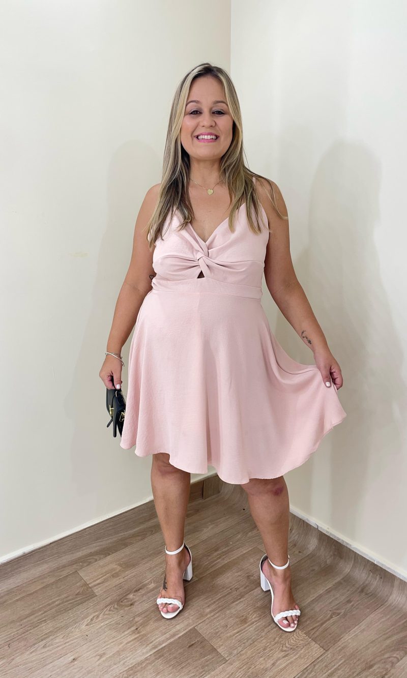 vestido plus size adriana nude