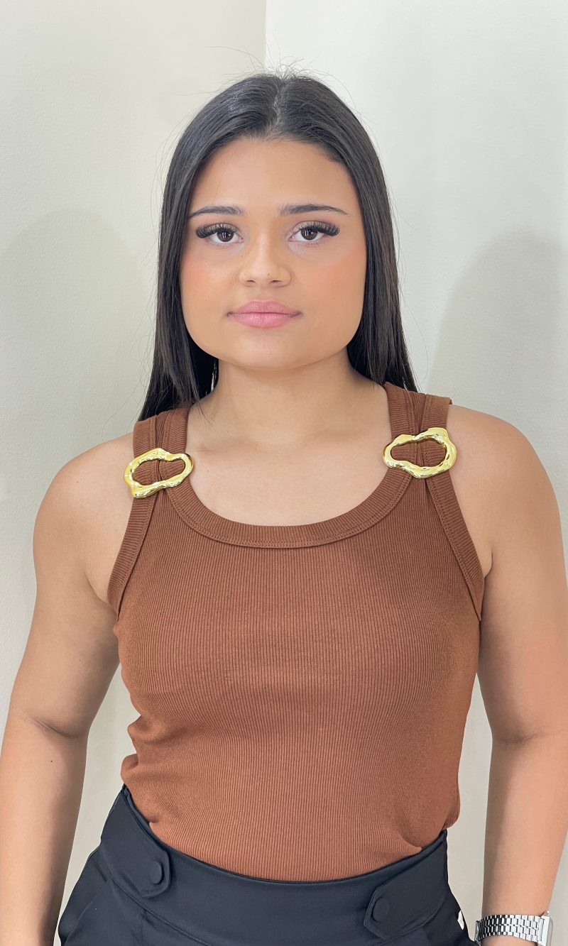 blusa lua marrom frente blusa lua marrom frente