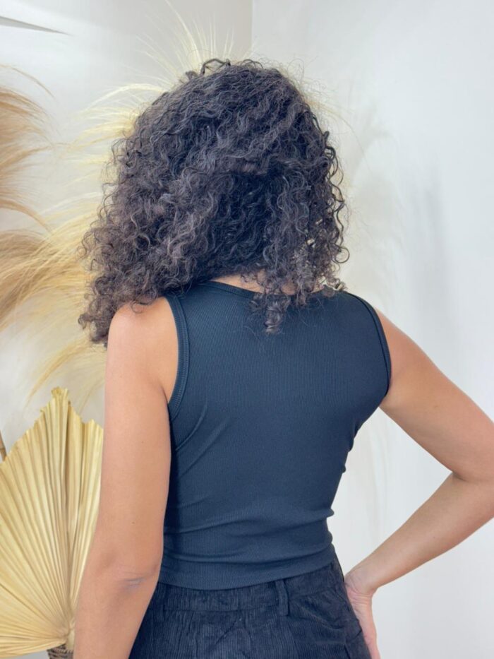 cropped yarumi cropped yarumi