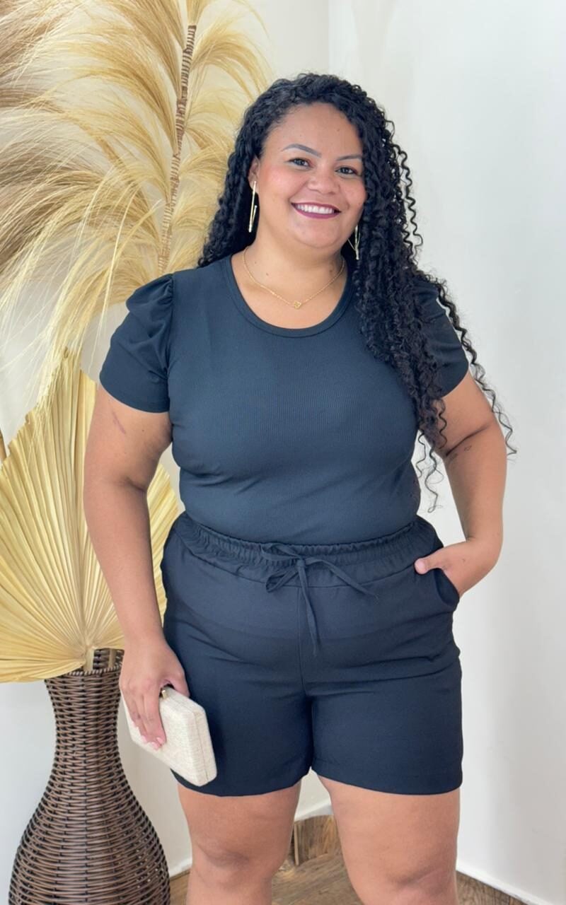 short plus size elenya