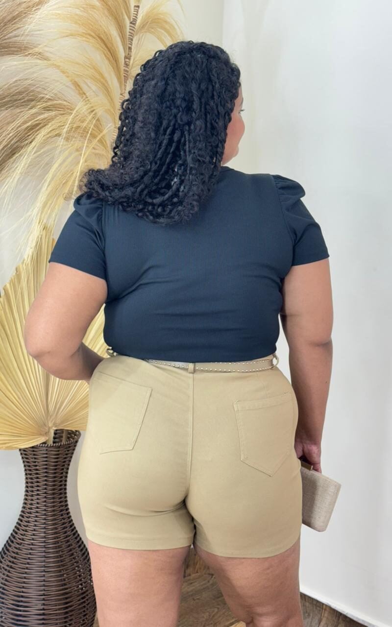 short saia plus size lyssandra