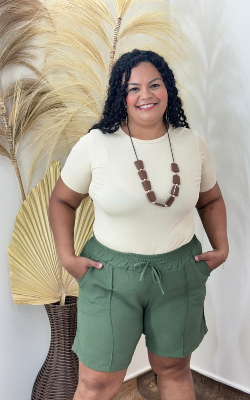 shor plus size calÊndria