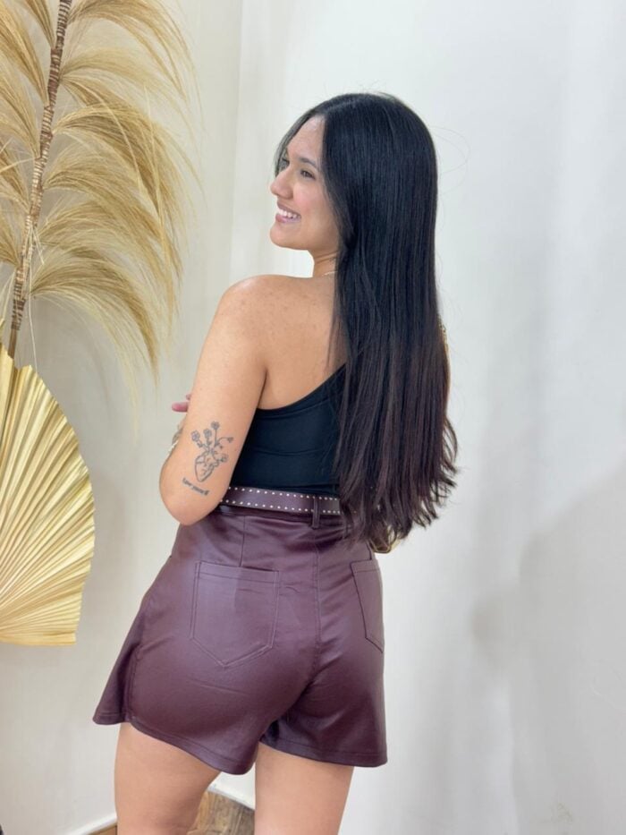 short saia dÉrika short saia dÉrika